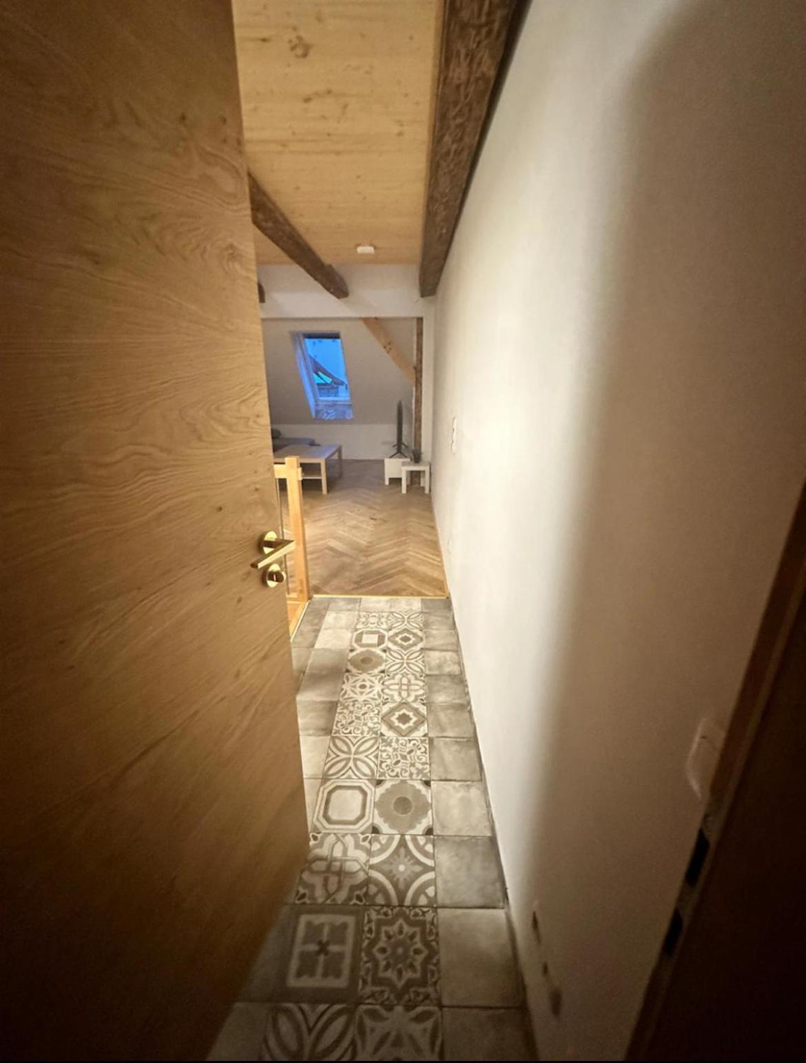 Exklusive Maisonetten Wohnung Mit Gartenzugang Augsburg Luaran gambar