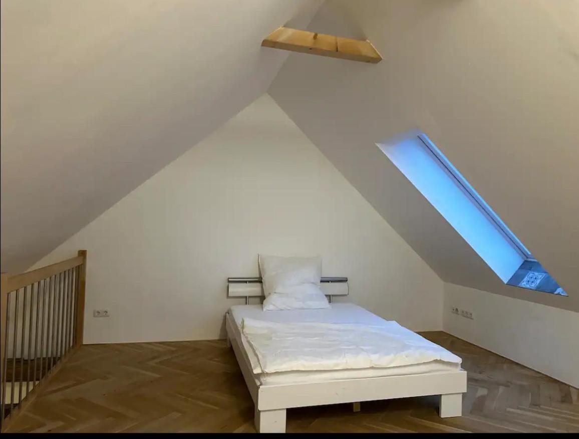 Exklusive Maisonetten Wohnung Mit Gartenzugang Augsburg Luaran gambar